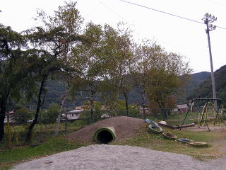 トンネル山